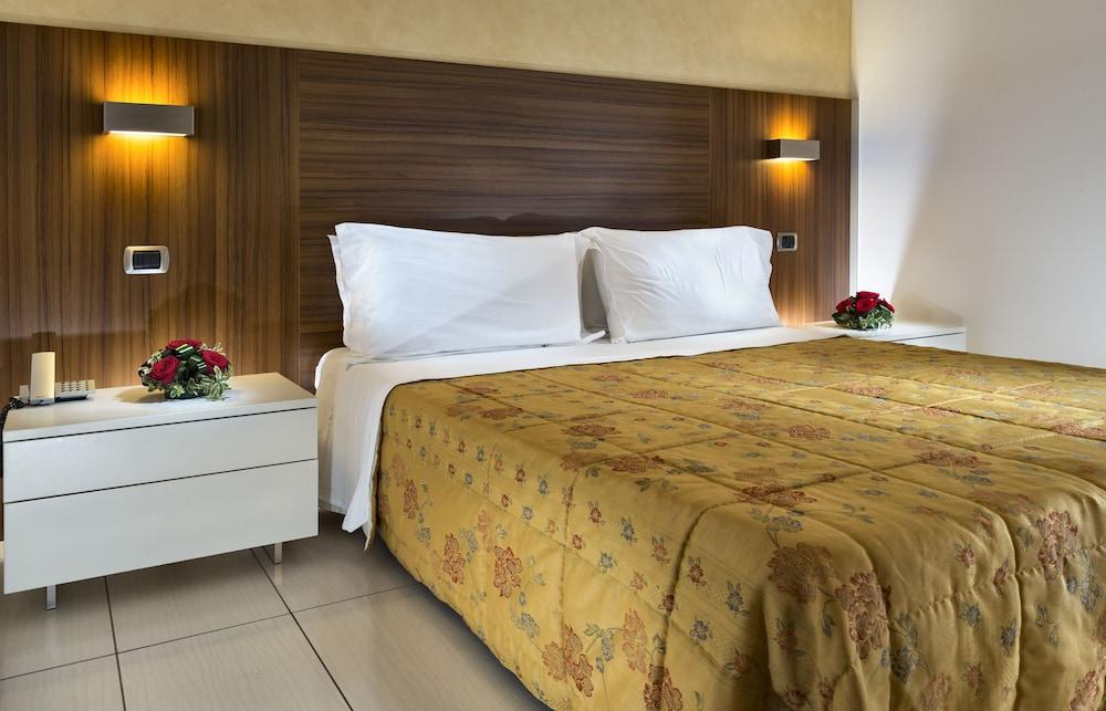 Hotel Parigi Bibione Buitenkant foto