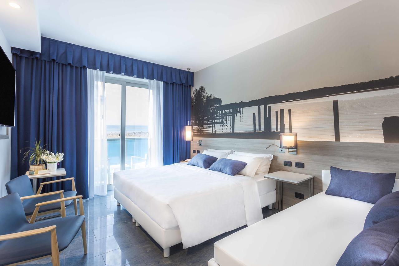 Hotel Parigi Bibione Buitenkant foto
