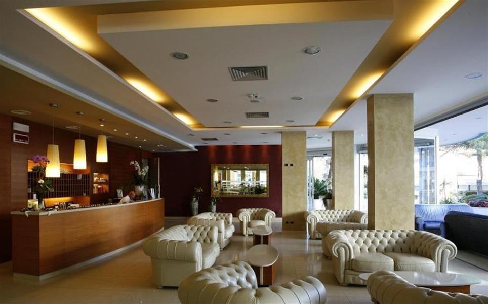 Hotel Parigi Bibione Buitenkant foto