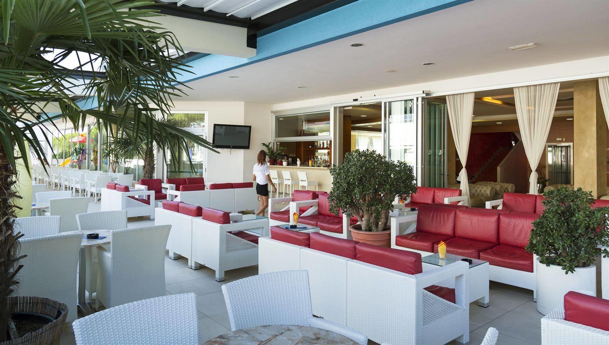 Hotel Parigi Bibione Buitenkant foto