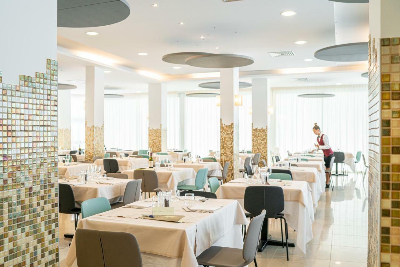 Hotel Parigi Bibione Buitenkant foto